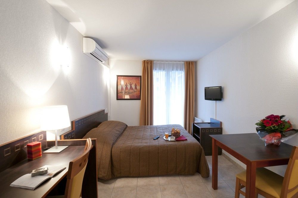 Aparthotel Adagio Access Nice Garibaldi Exterior foto